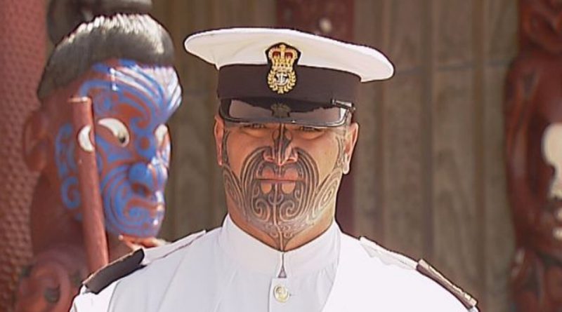 Rawiri Barriball az első tengerész aki engedélyt kapott az Új-Zélandi Királyi Haditengerészet-től, hogy teljes maori arctetoválást viseljen!